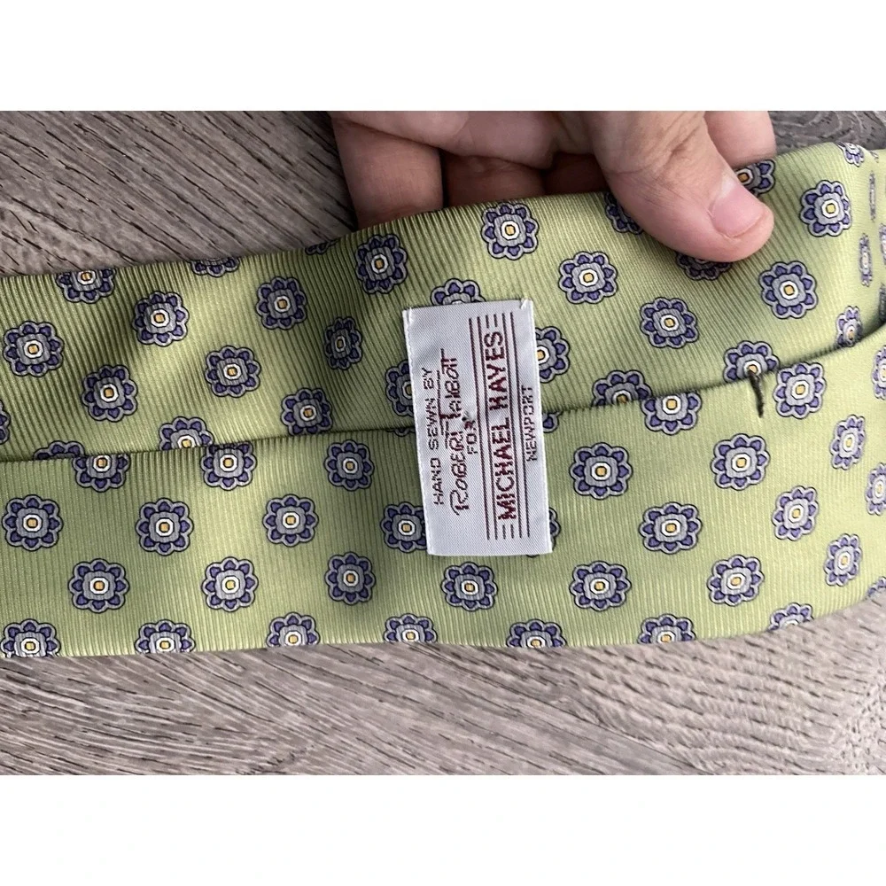 Luxury ROBERT TALBOTT Pure Silk Tie Pistachio Green Purple Pattern Newport